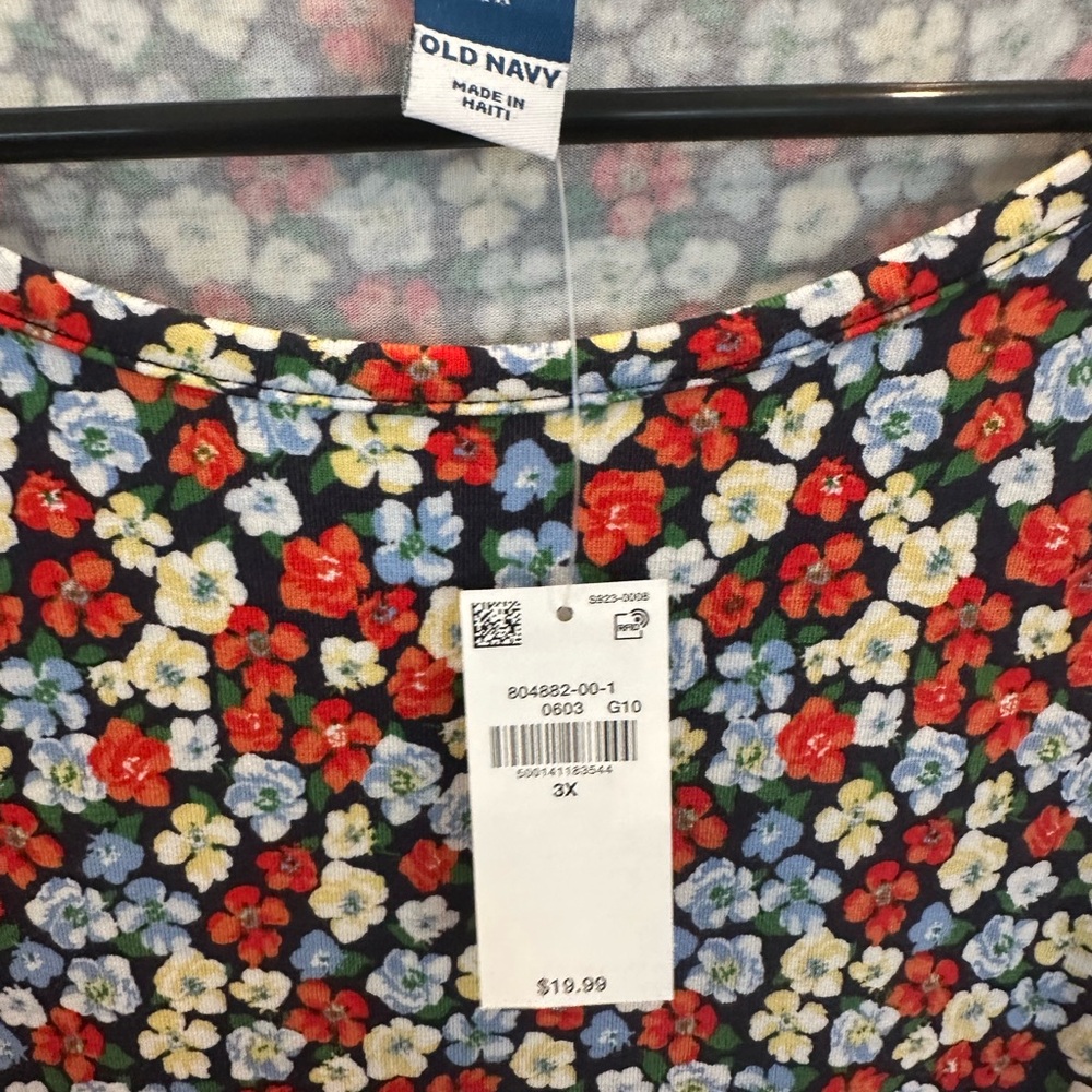 Old Navy Short Sleeve Floral Top - Multicolor - Picture 3 of 5